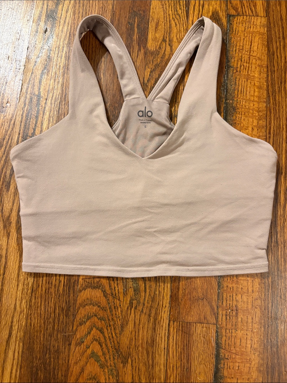 🎉Like New! ALO Yoga Taupe V-Neck Racerback Sports Bra